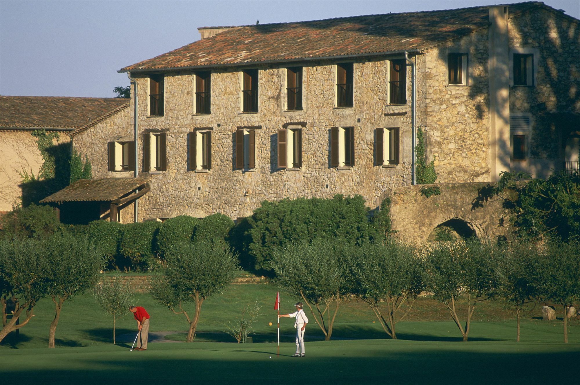 Hotel Golf & Spa Chateau De La Begude The Originals Collection Valbonne Zewnętrze zdjęcie